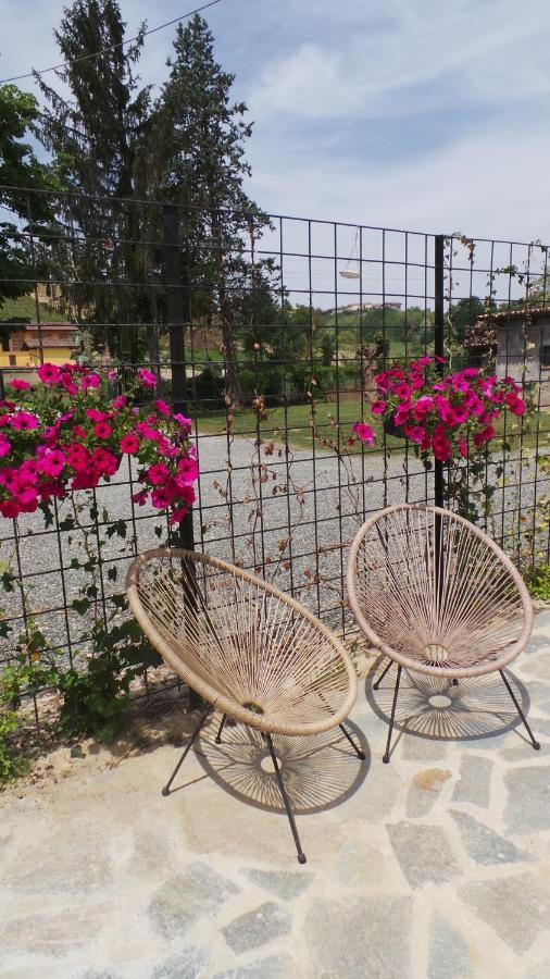 Sotto La Vigna Charm Stay Adults Only Vacation Suite 몬테그로소 다스티 외부 사진